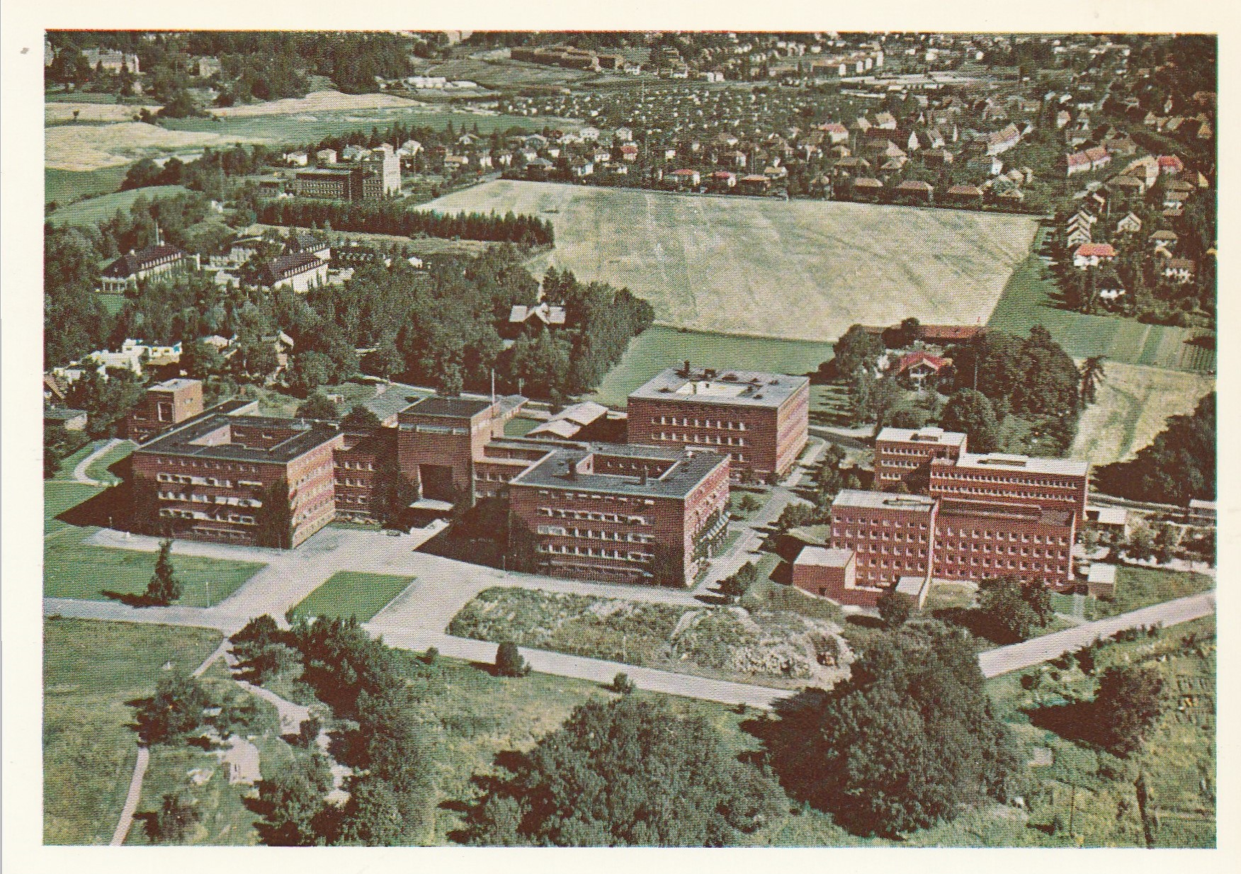 Oslo .  Universitetet , Blindern .  Harstad 27. C. 82
