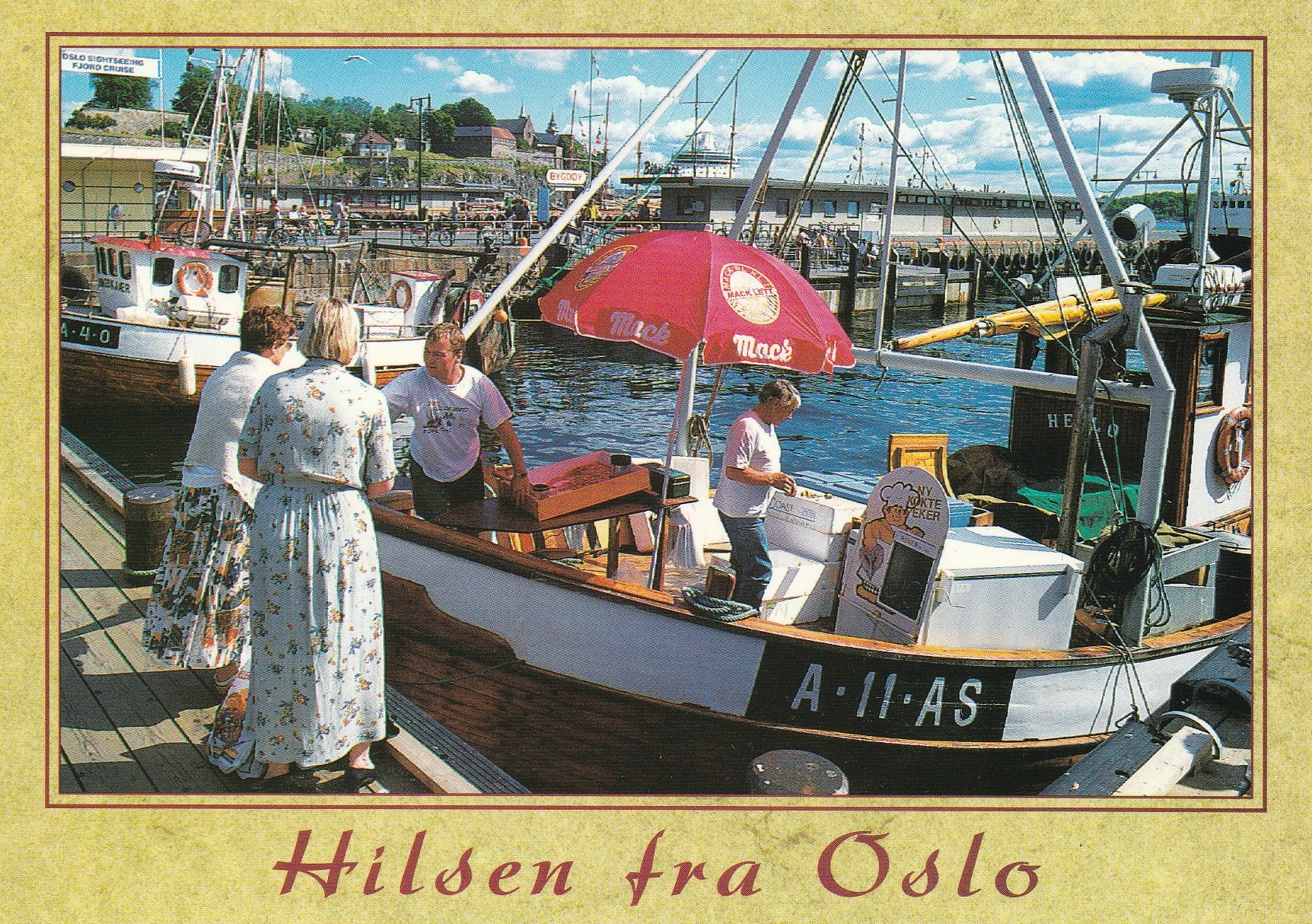 Hilsen fra Oslo .  Aune 165090