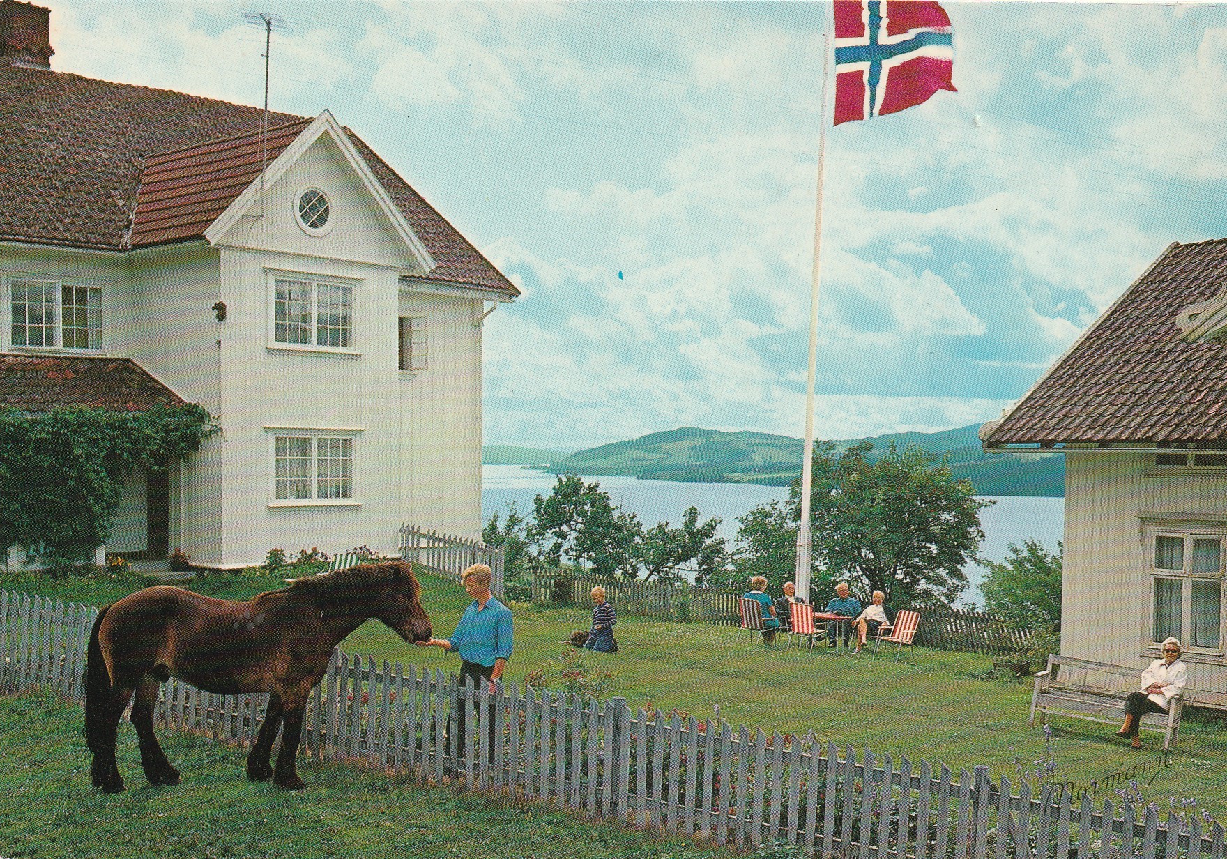Eldre kort fra Freng Midtre , Brøttum .  Normansn F-1-77.