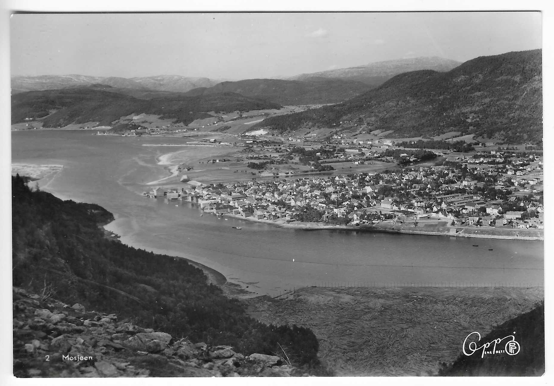 Mosjøen.Byen fra utsiktspunkt.50t.  B.Oppi. 2