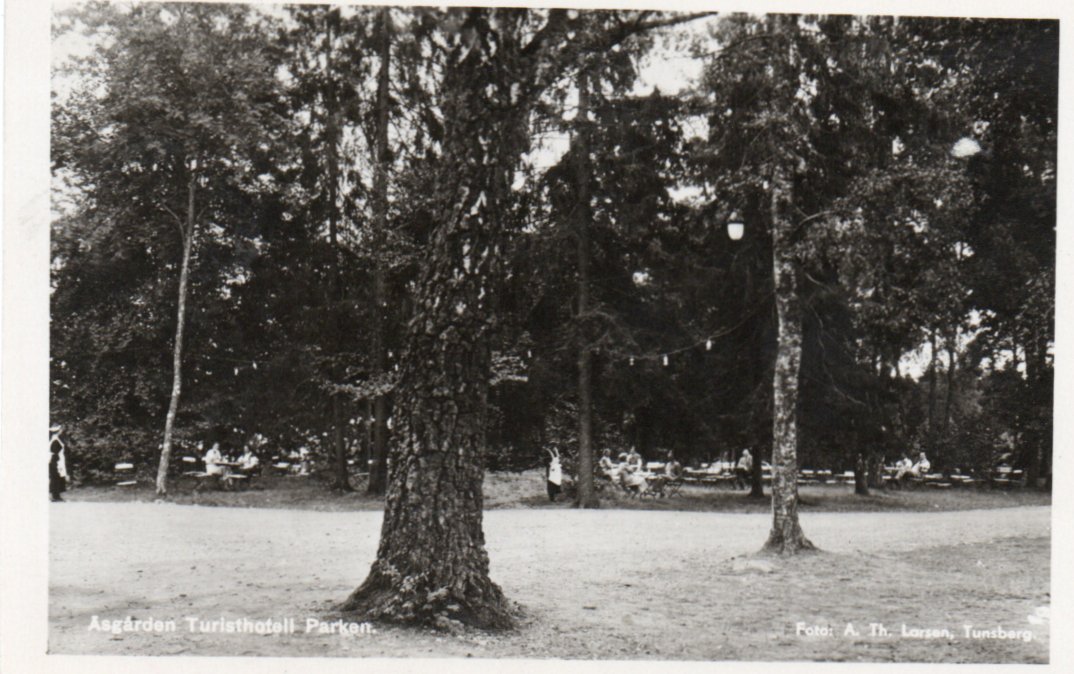 Åsgårdstrand. Parken ÅsgårdenTuristhotell. Stmp.1944.