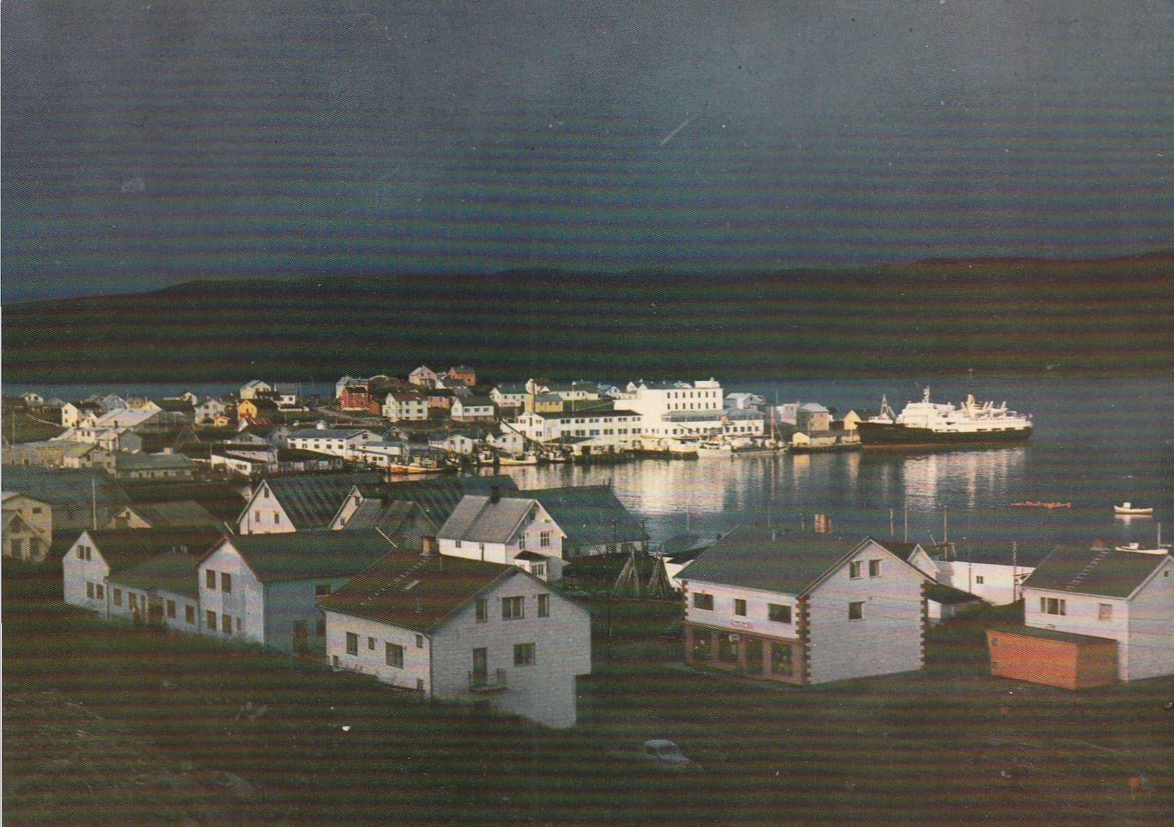 Eldre kort : Partioo fra Båtsfjjord . Aune F-2607-5