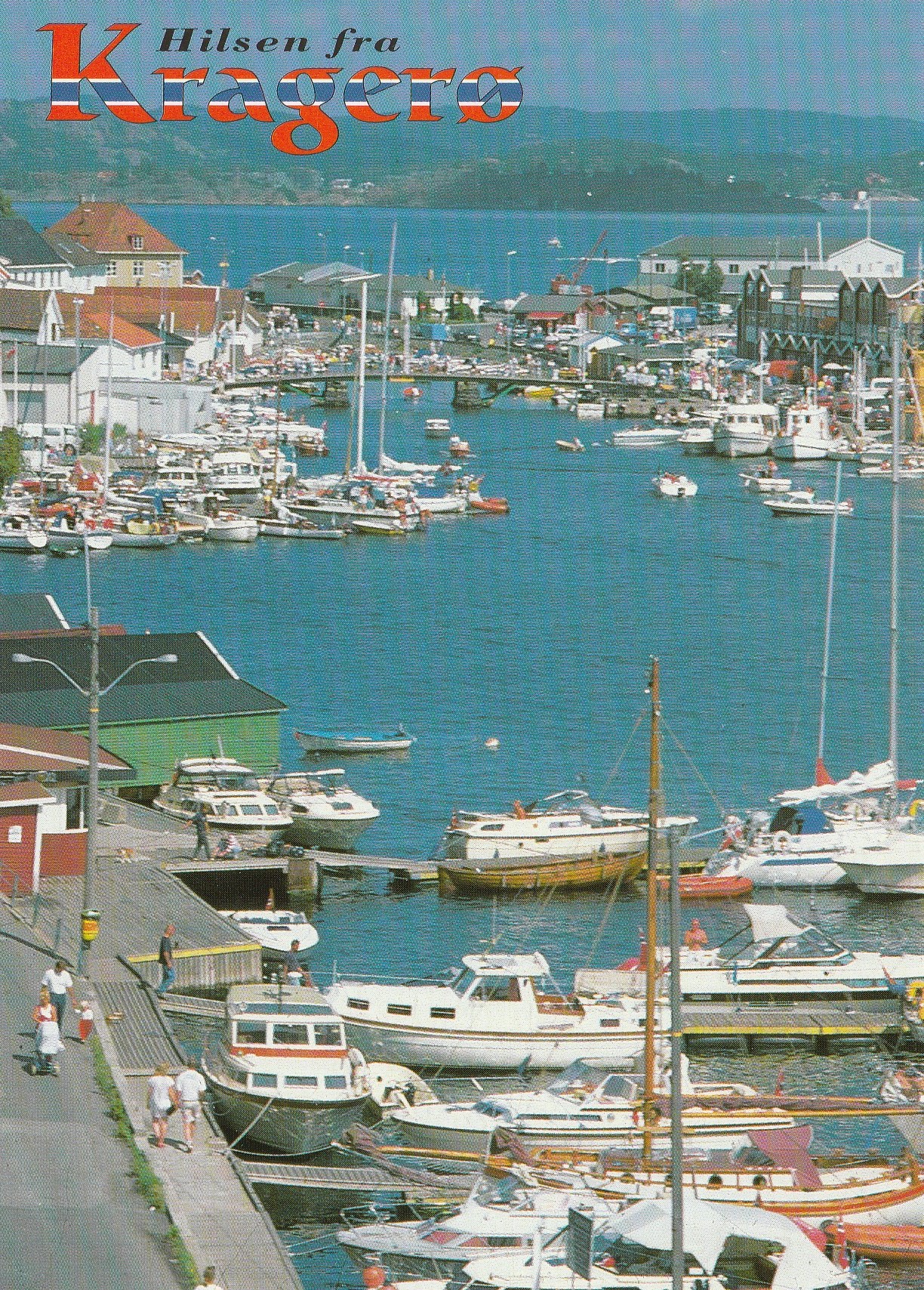 Hilsen fra Kragerø . (m båter) Nordahl S-1019