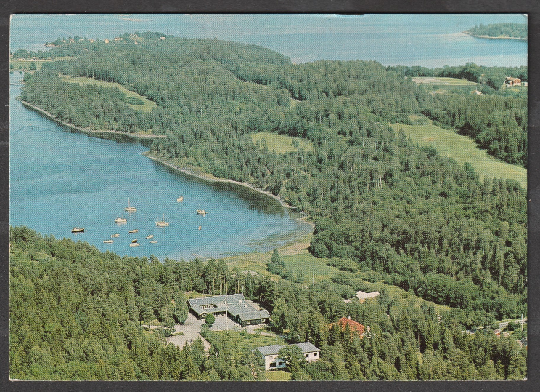 Leangkollen. Asker. Widerøe 155949