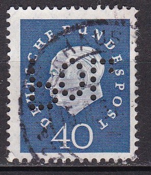 BRD 1959. Michel #  305 med "POL" - hullstempel