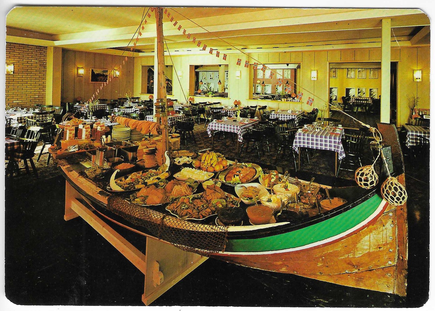 Fauske Hotell. Lunchbåt i Restauranten. 70t. Husmofoto 8200/1