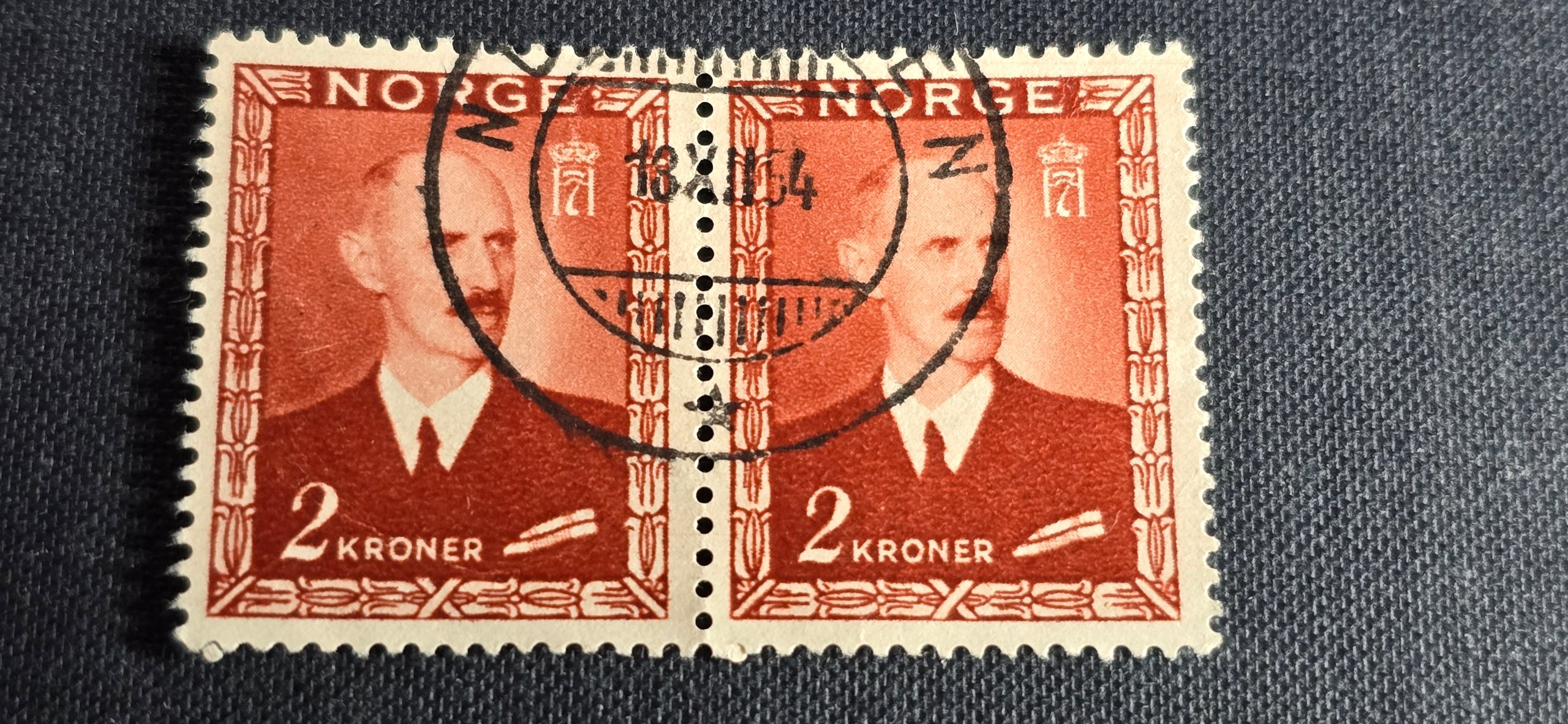 NOTODDEN 18XII54 HJELPESTEMPEL NK 352 i PAR TELEMARK NR1