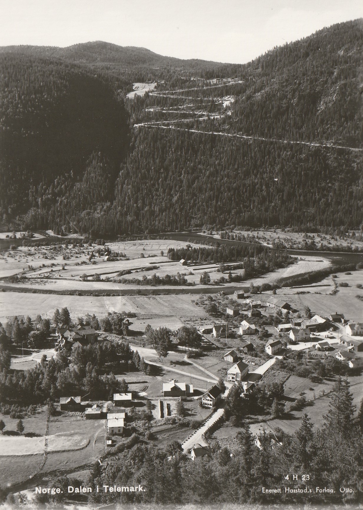 Dalen i Telemark . Harstad 4 H 23
