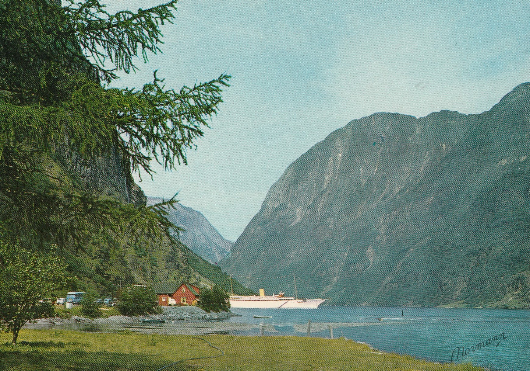 Gudvangen , Sognefjord . Normann N-8-51