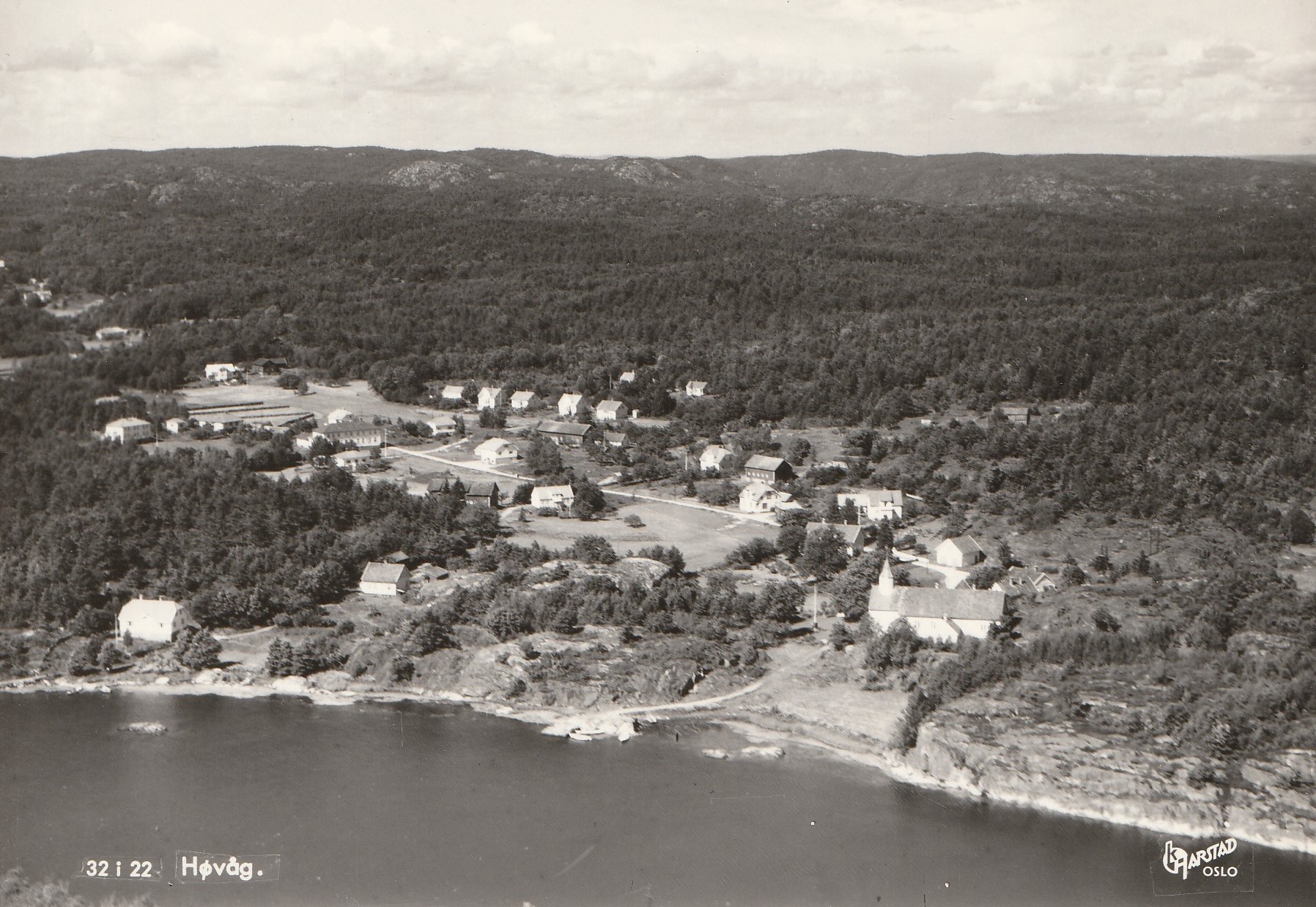 Høvåg .  Harstad 32 i 22