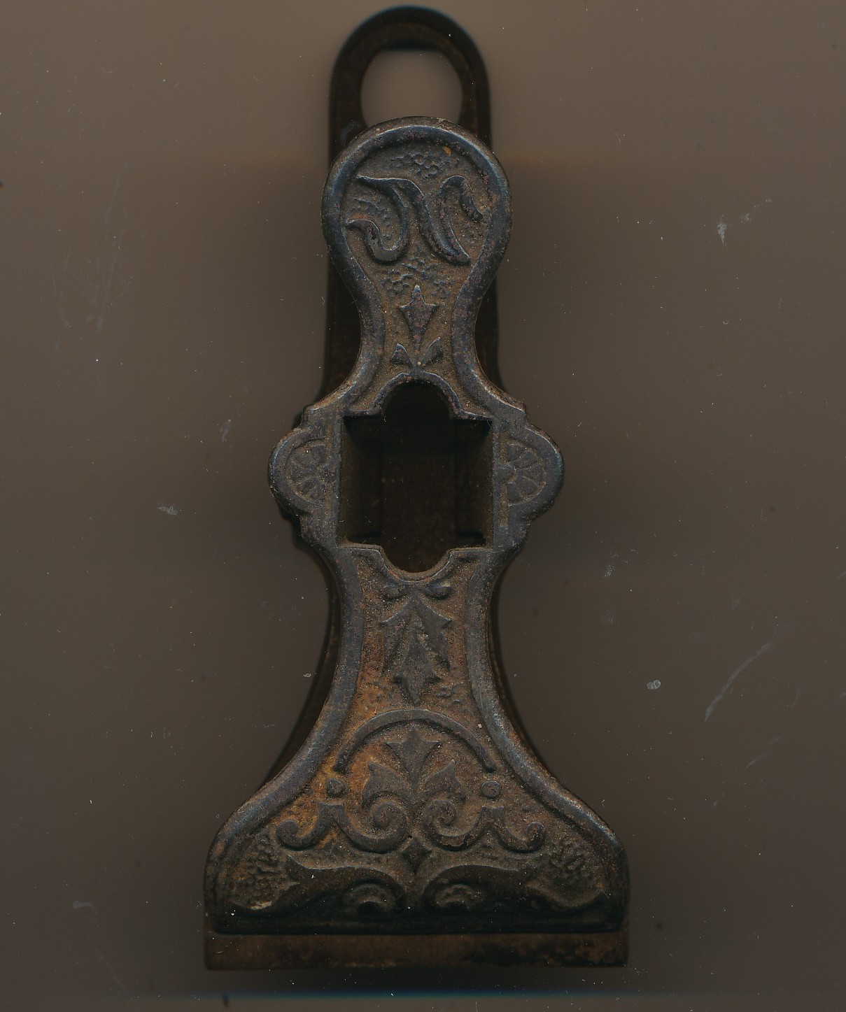 Dokumentklype - Fjærbelagt - ca. 10 cm fra ca 18xx