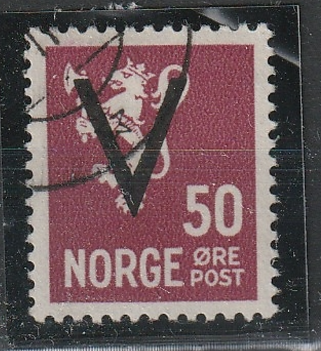 NK272 - 50 ØRE V MED VANNMERKE - STEMPLET MERKE