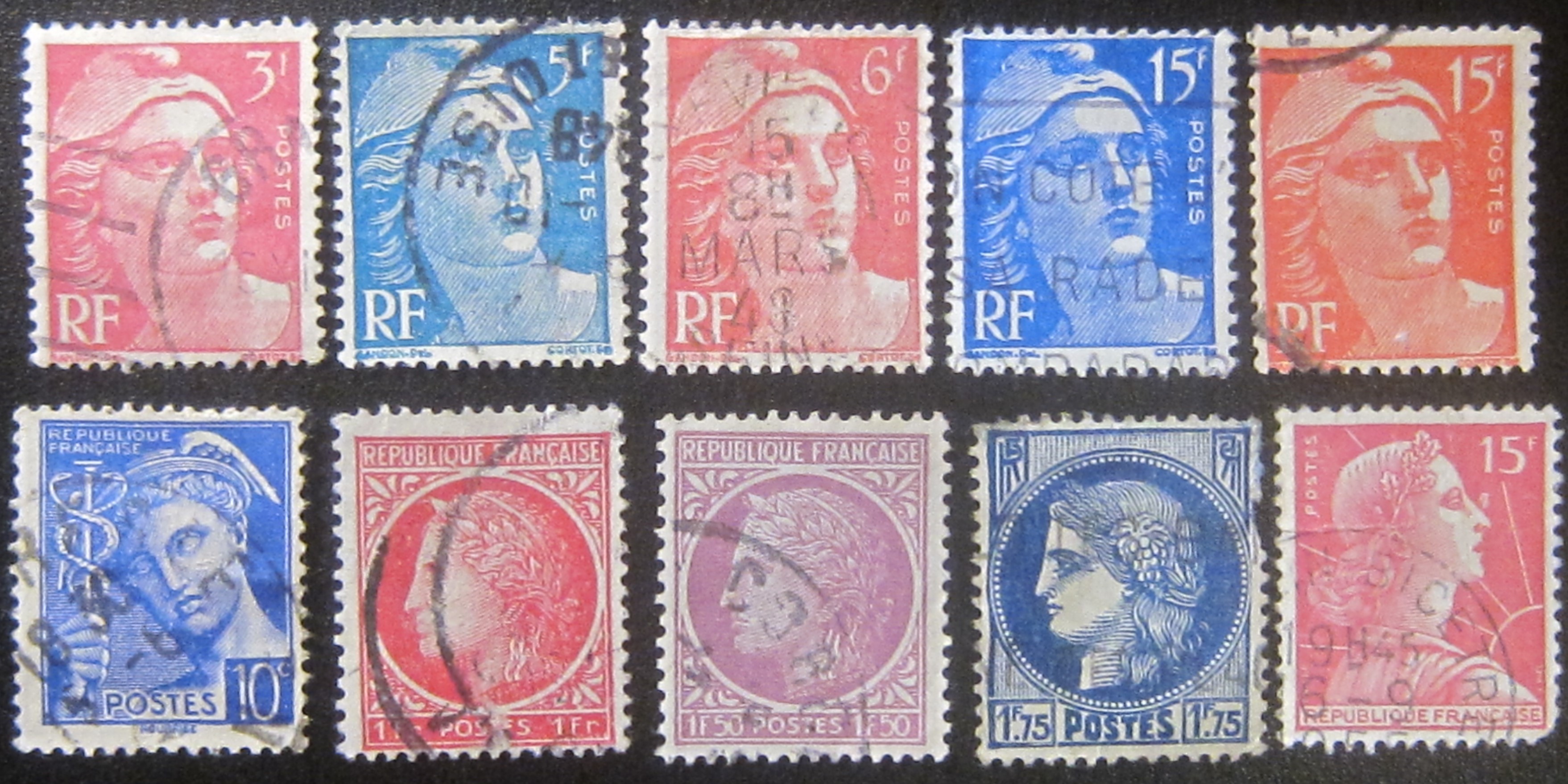 Frankrike lot med 10 eldre merker