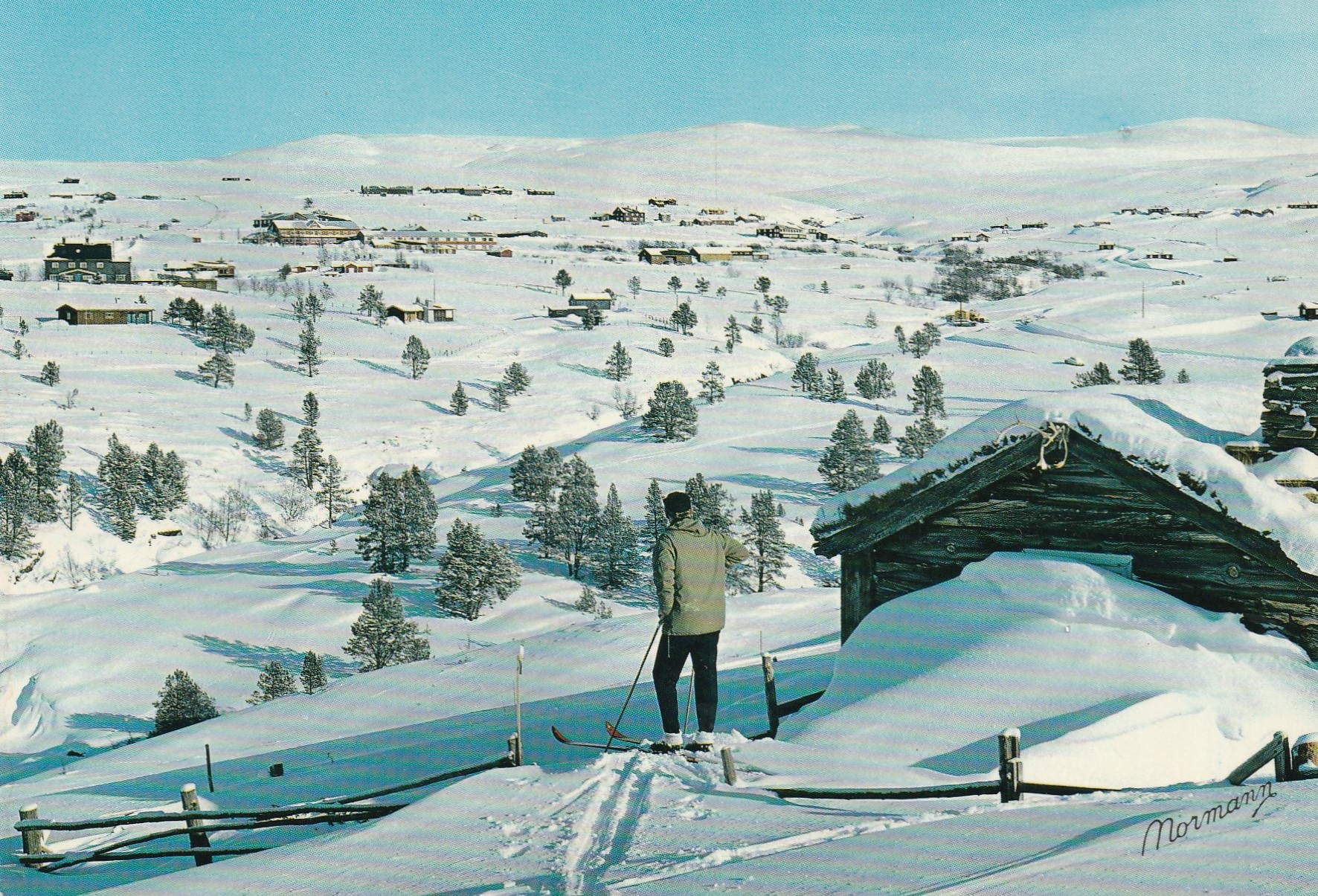 Parti fra Høvringen , Rondane . Normann G-7-124